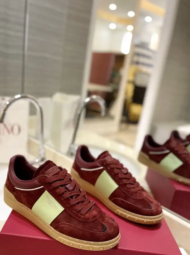 hype Valentino Casual Shoes