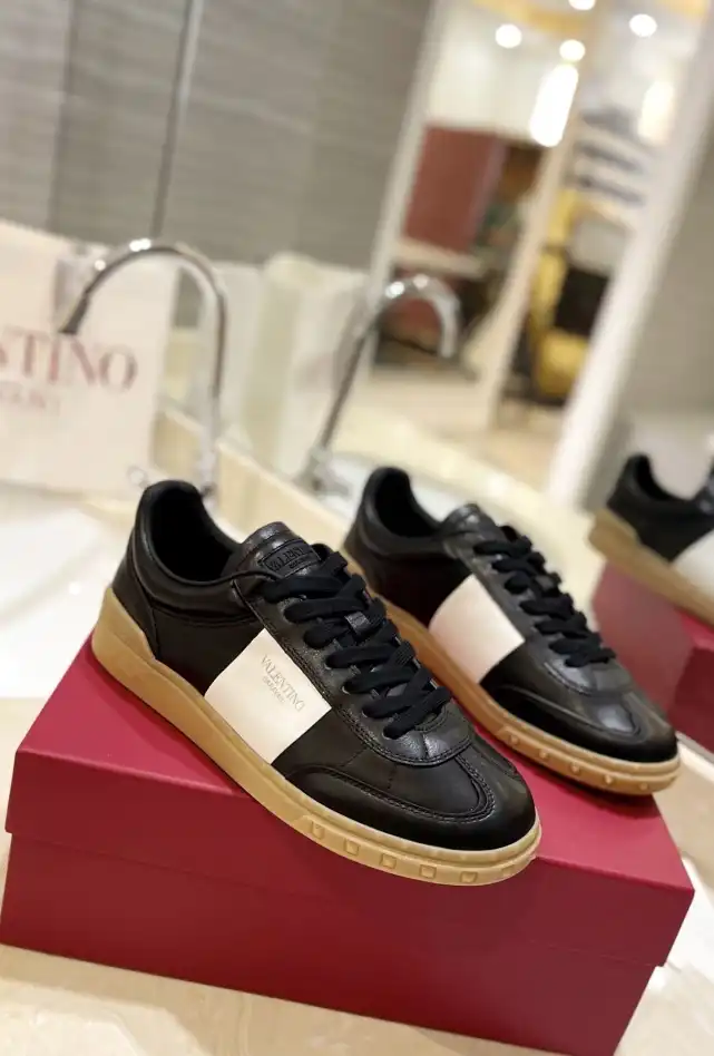 hype Valentino Casual Shoes