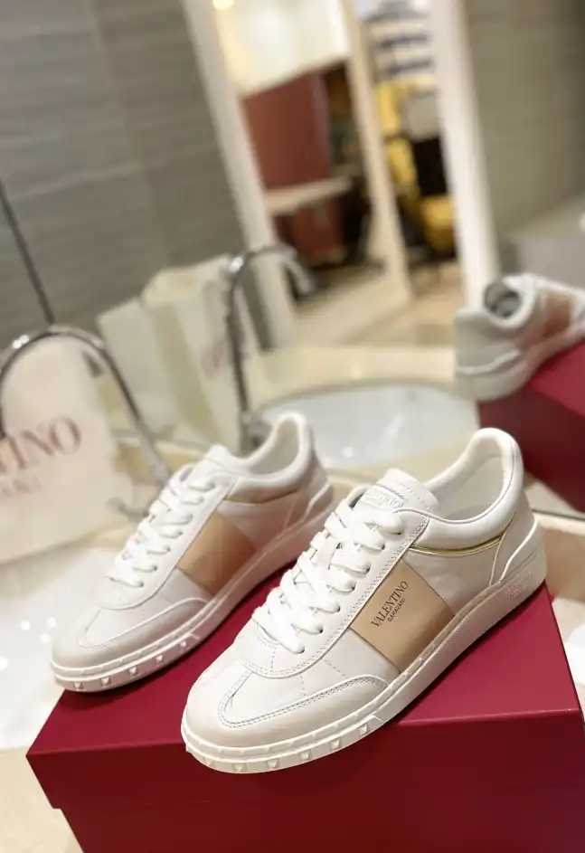 hype Valentino Casual Shoes