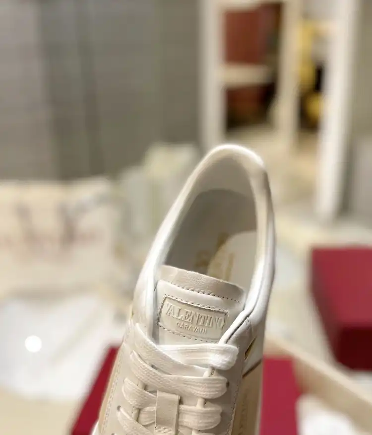 hype Valentino Casual Shoes