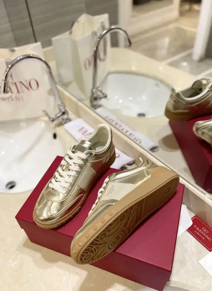 hype Valentino Casual Shoes