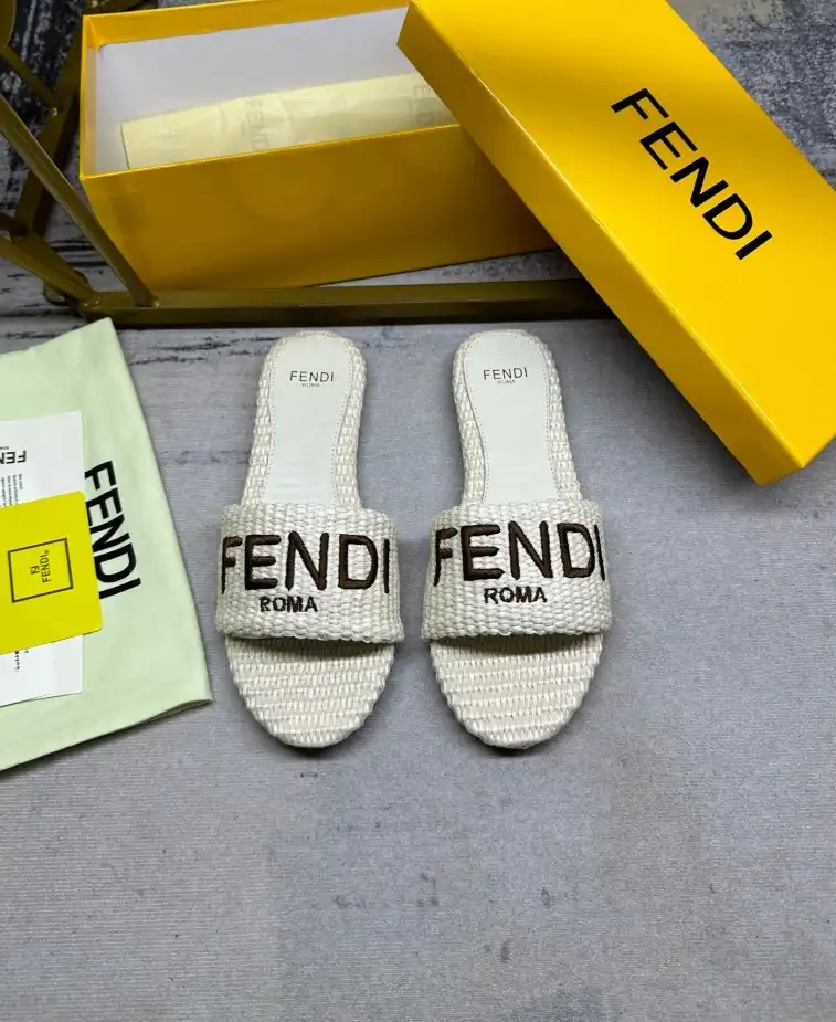 hype Fendi Slippers