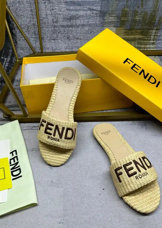 hype Fendi Slippers