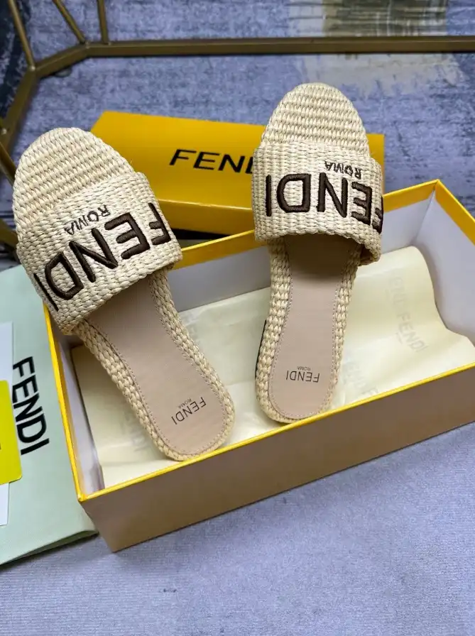 hype Fendi Slippers