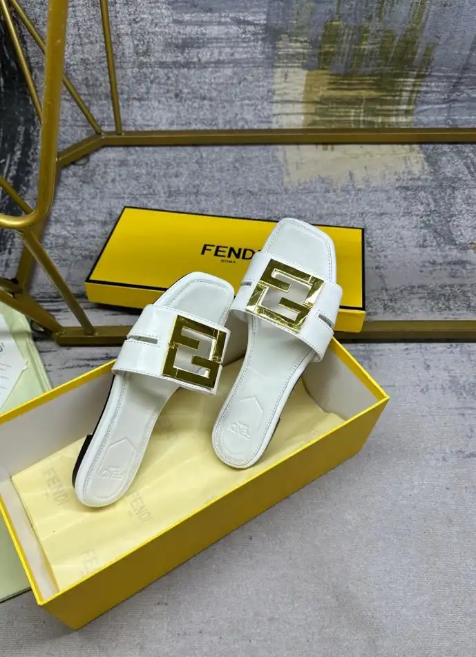 hype Fendi Slippers