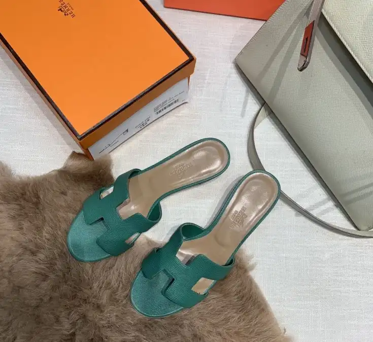 hype Hermes Slippers