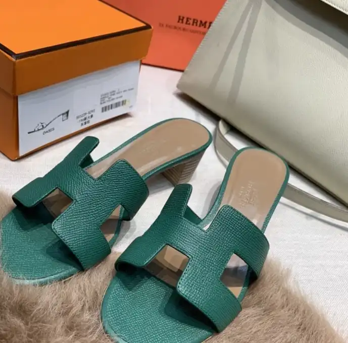 hype Hermes Slippers