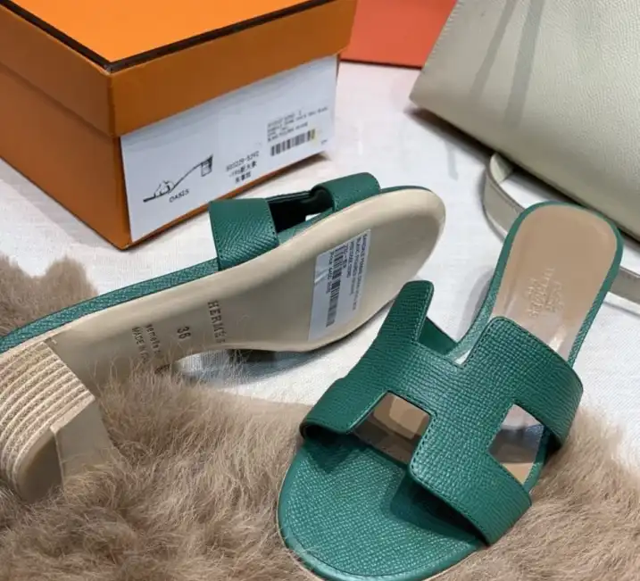 hype Hermes Slippers