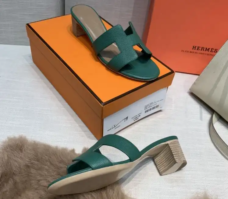 hype Hermes Slippers