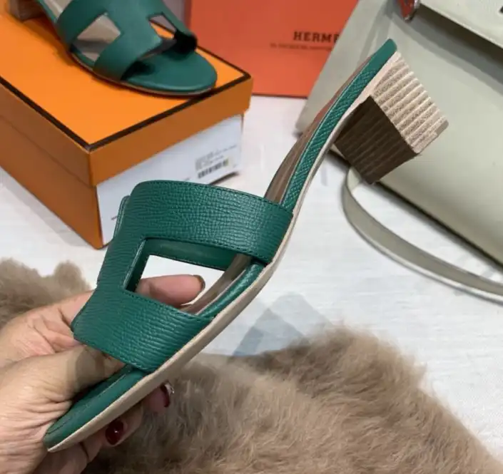 hype Hermes Slippers