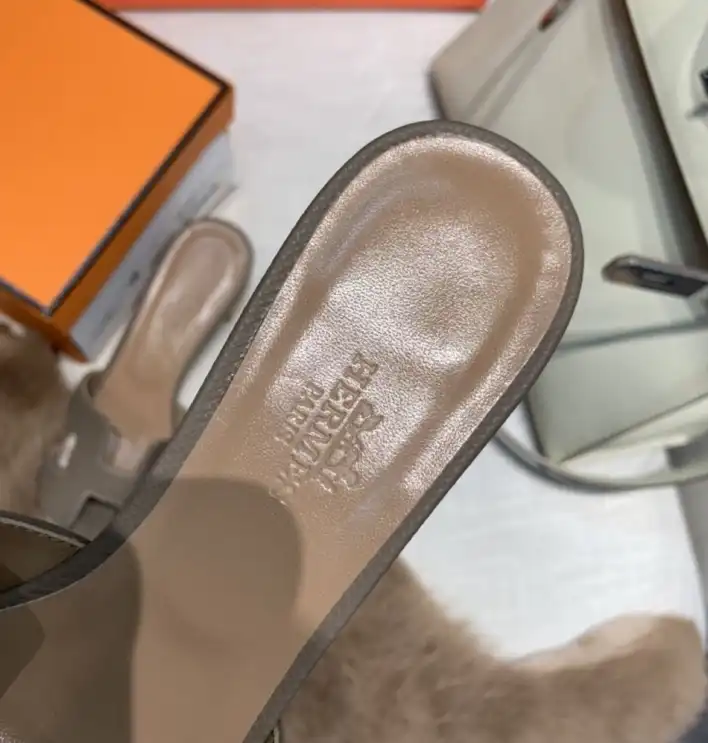 hype Hermes Slippers