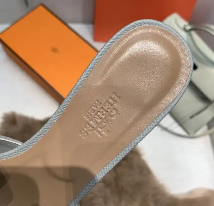 hype Hermes Slippers