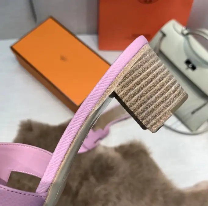 hype Hermes Slippers