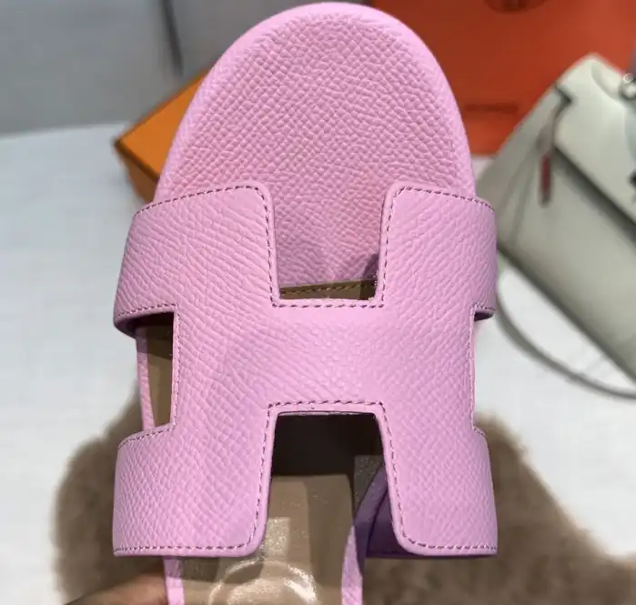 hype Hermes Slippers