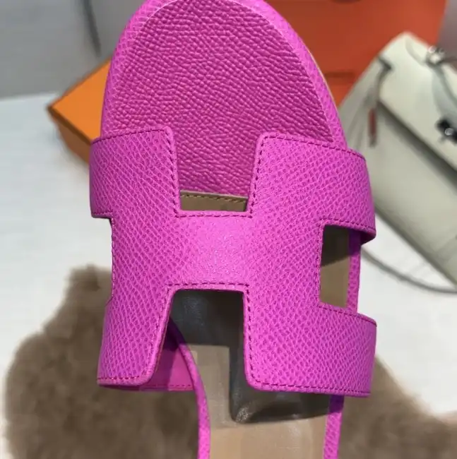 hype Hermes Slippers