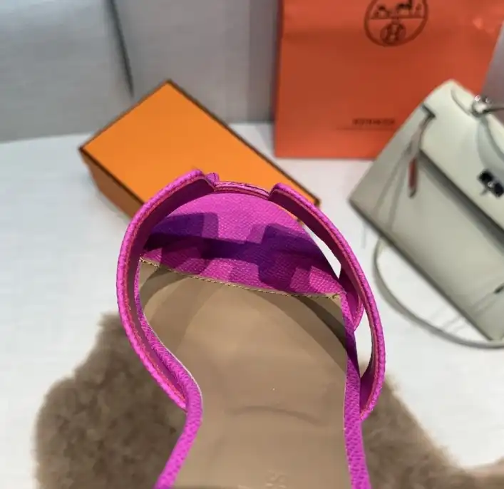 hype Hermes Slippers