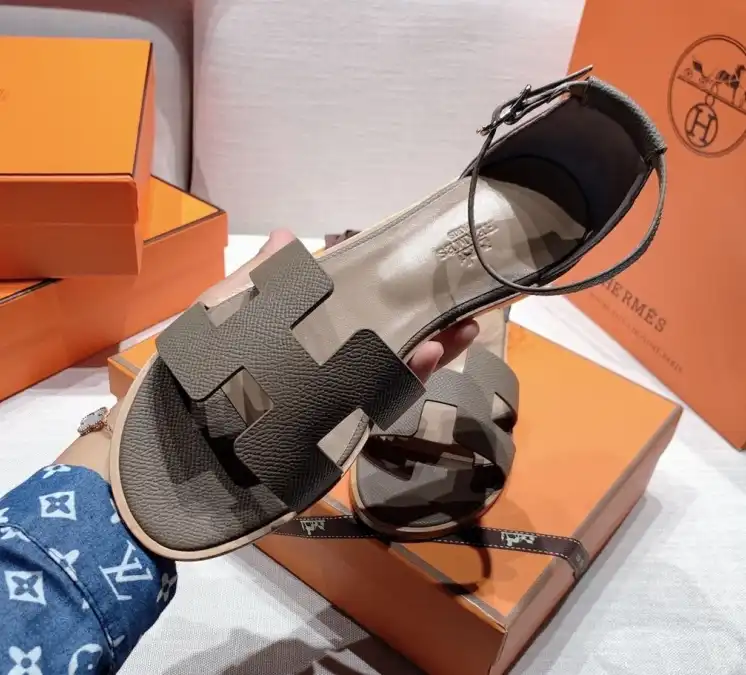 hype Hermes Slippers