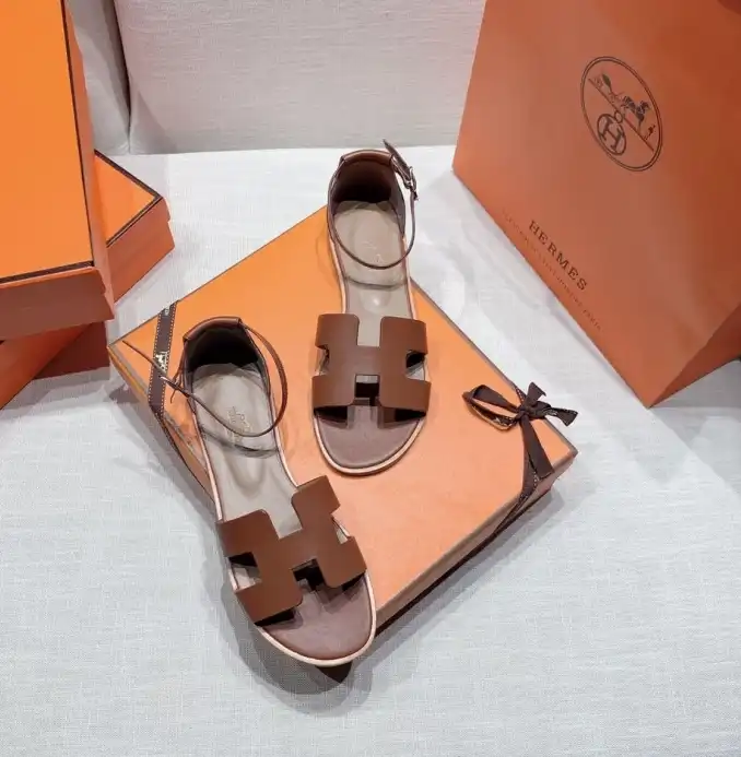 hype Hermes Slippers