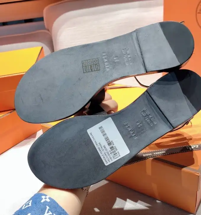 hype Hermes Slippers