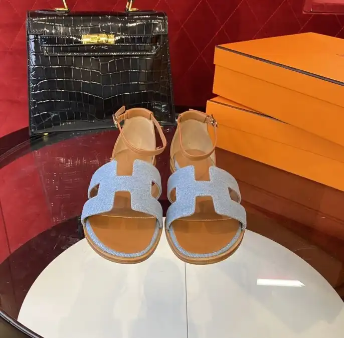 hype Hermes Slippers