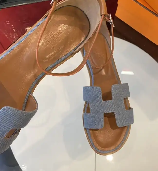 hype Hermes Slippers