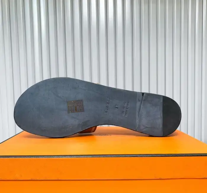 hype Hermes Slippers