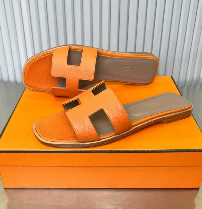 hype Hermes Slippers