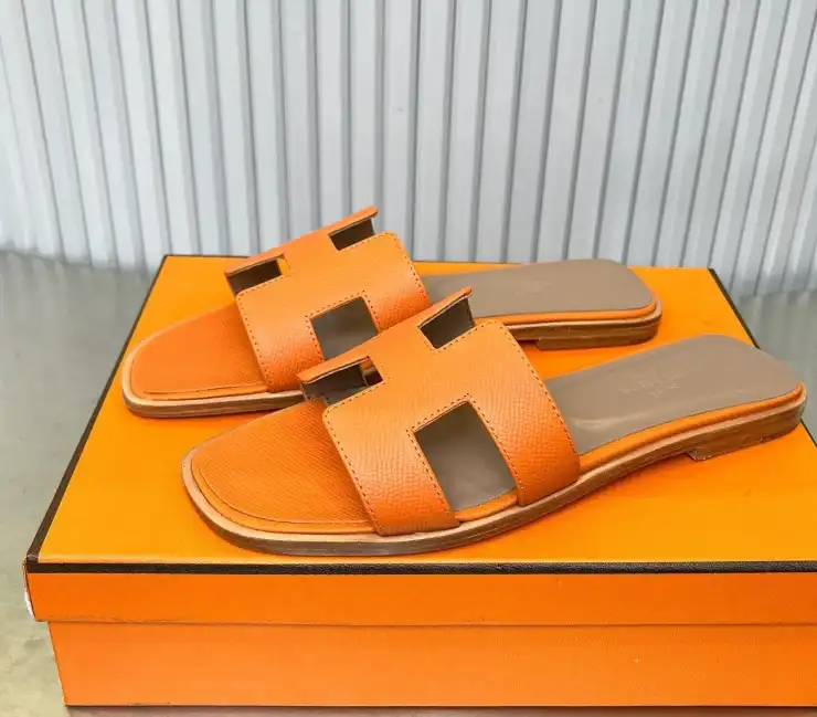 hype Hermes Slippers