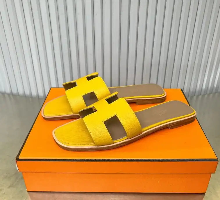 hype Hermes Slippers