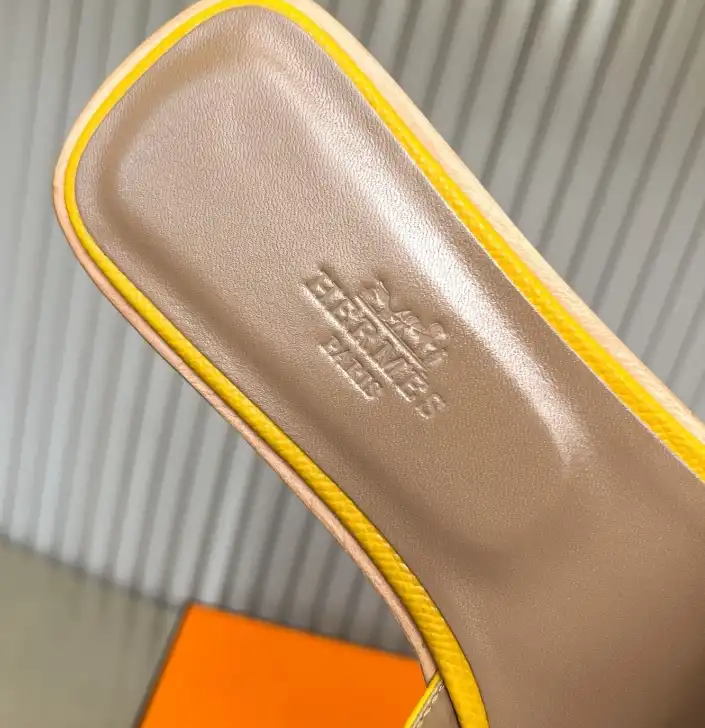 hype Hermes Slippers