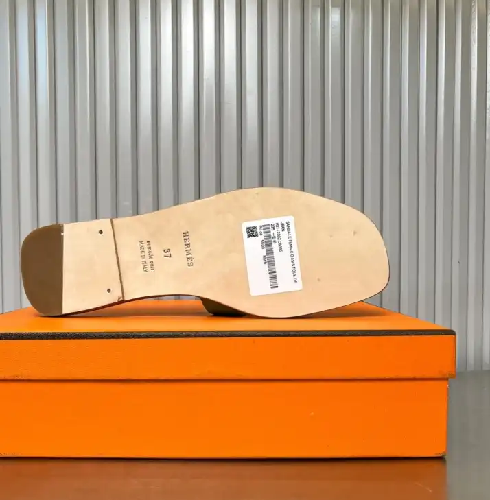 hype Hermes Slippers