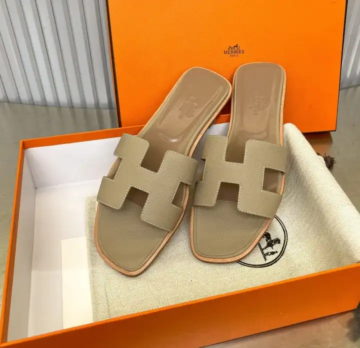 hype Hermes Slippers