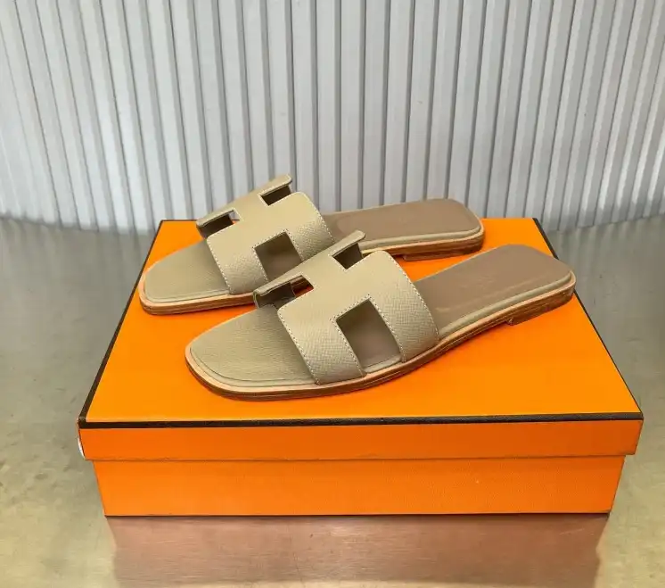 hype Hermes Slippers