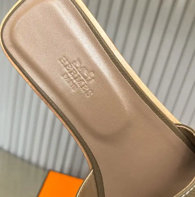 hype Hermes Slippers