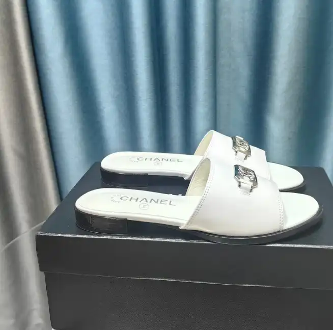 hype Chanel Slippers