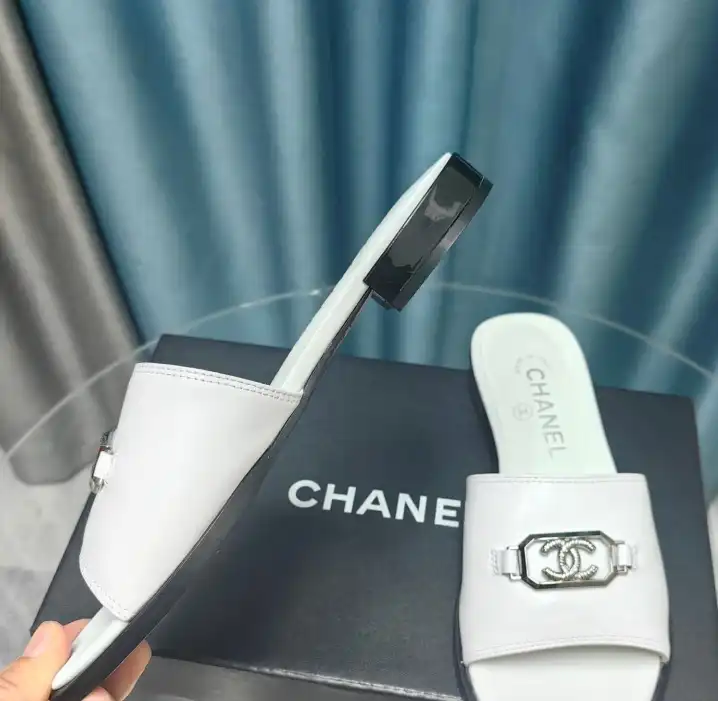 hype Chanel Slippers