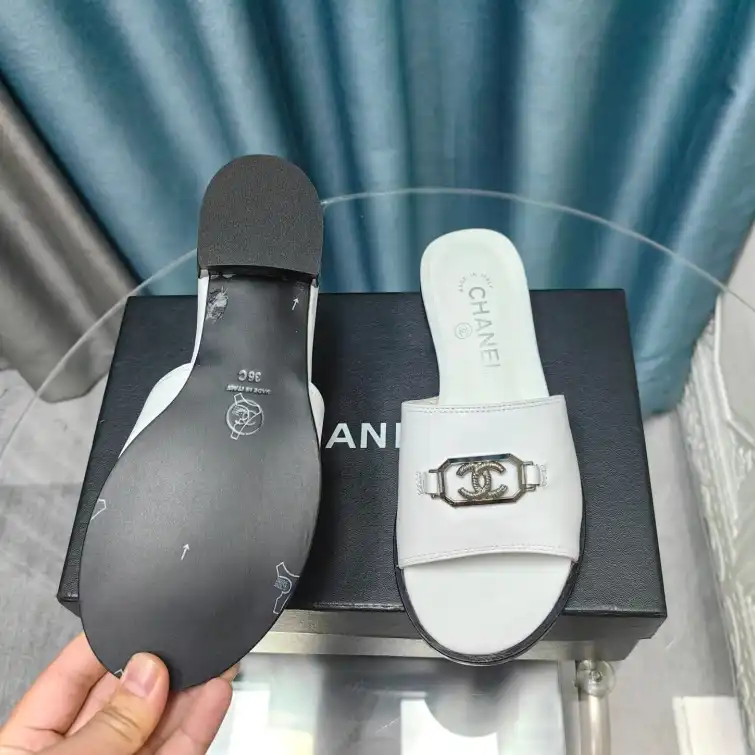 hype Chanel Slippers