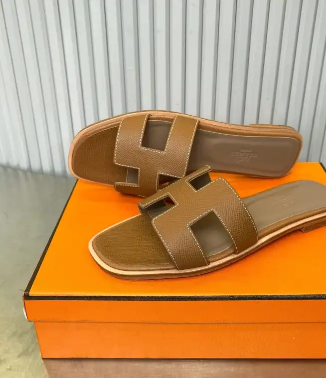 hype Hermes Slippers