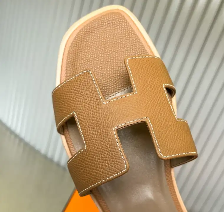 hype Hermes Slippers