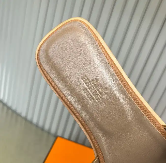 hype Hermes Slippers