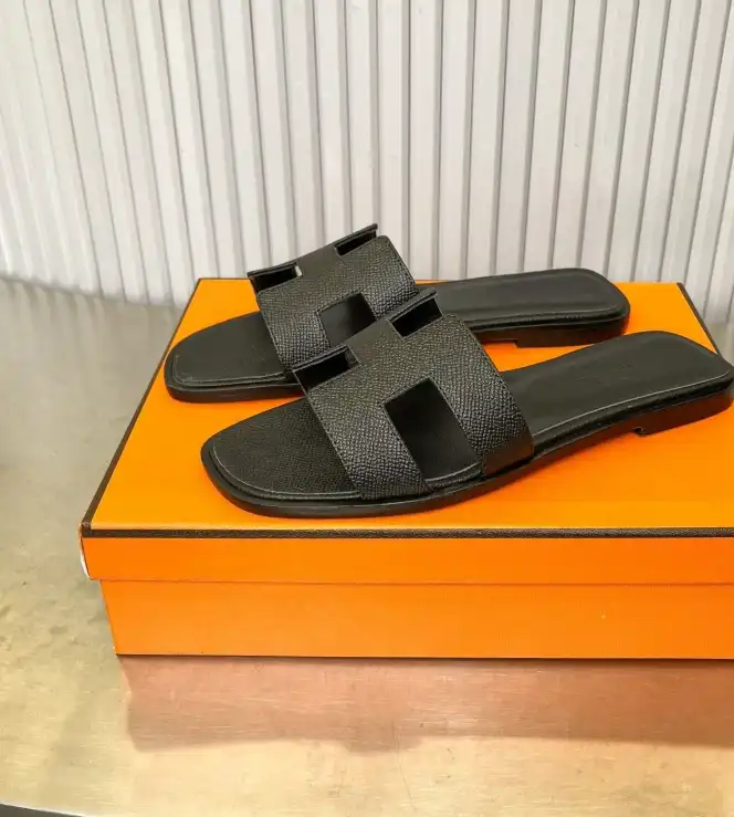 hype Hermes Slippers