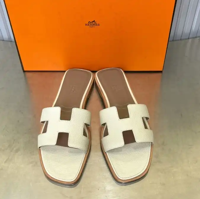 hype Hermes Slippers