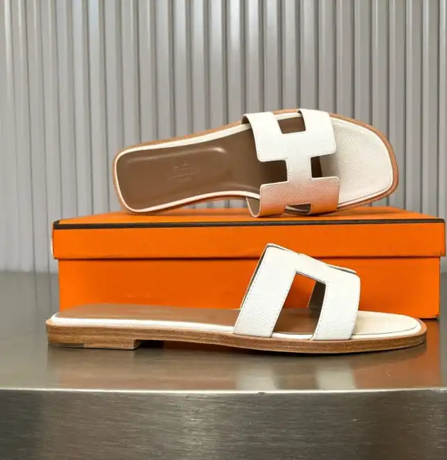 hype Hermes Slippers