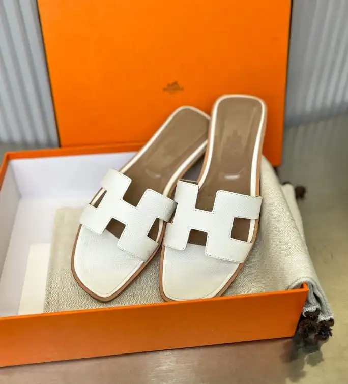 hype Hermes Slippers