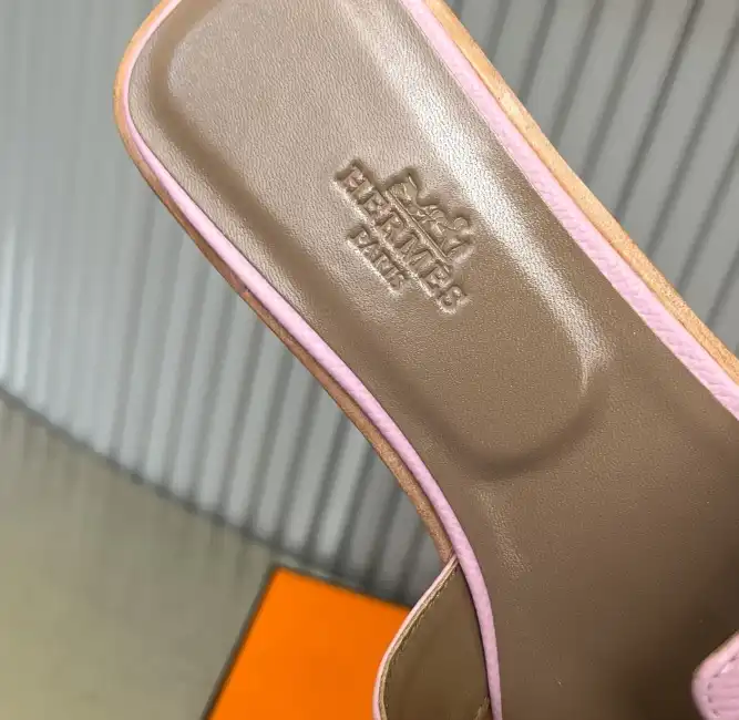 hype Hermes Slippers