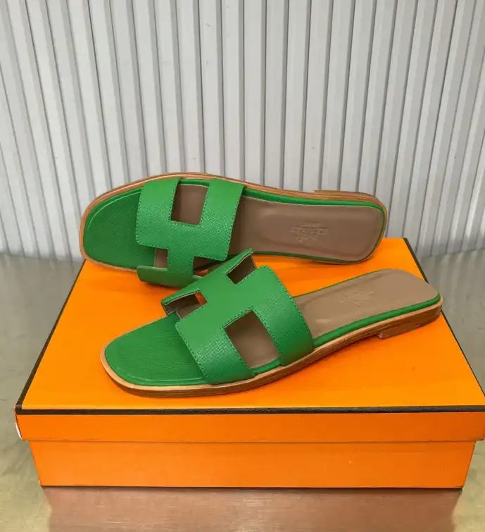 hype Hermes Slippers