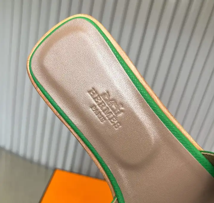 hype Hermes Slippers