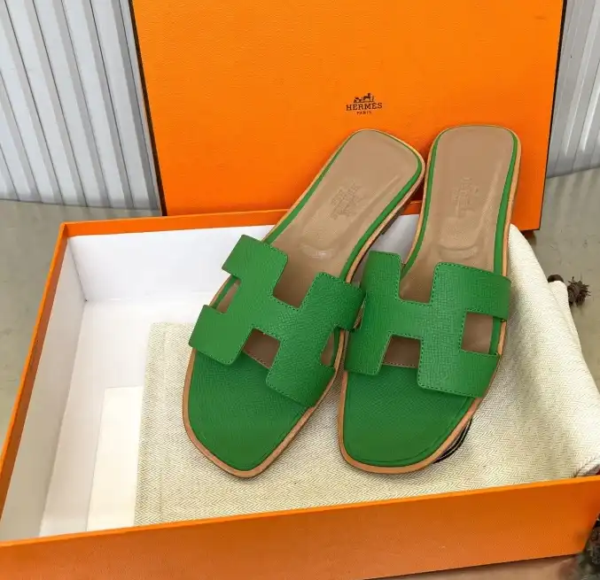 hype Hermes Slippers