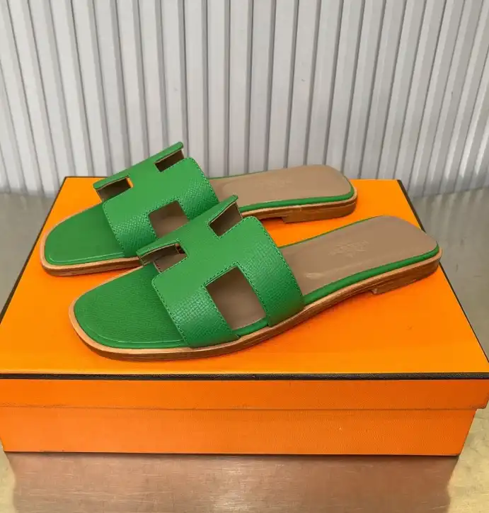 hype Hermes Slippers