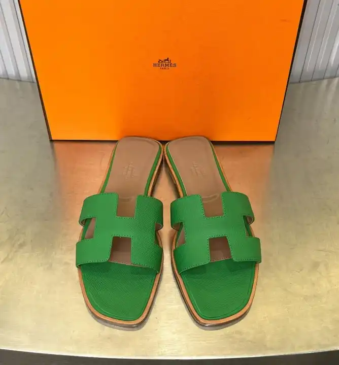 hype Hermes Slippers